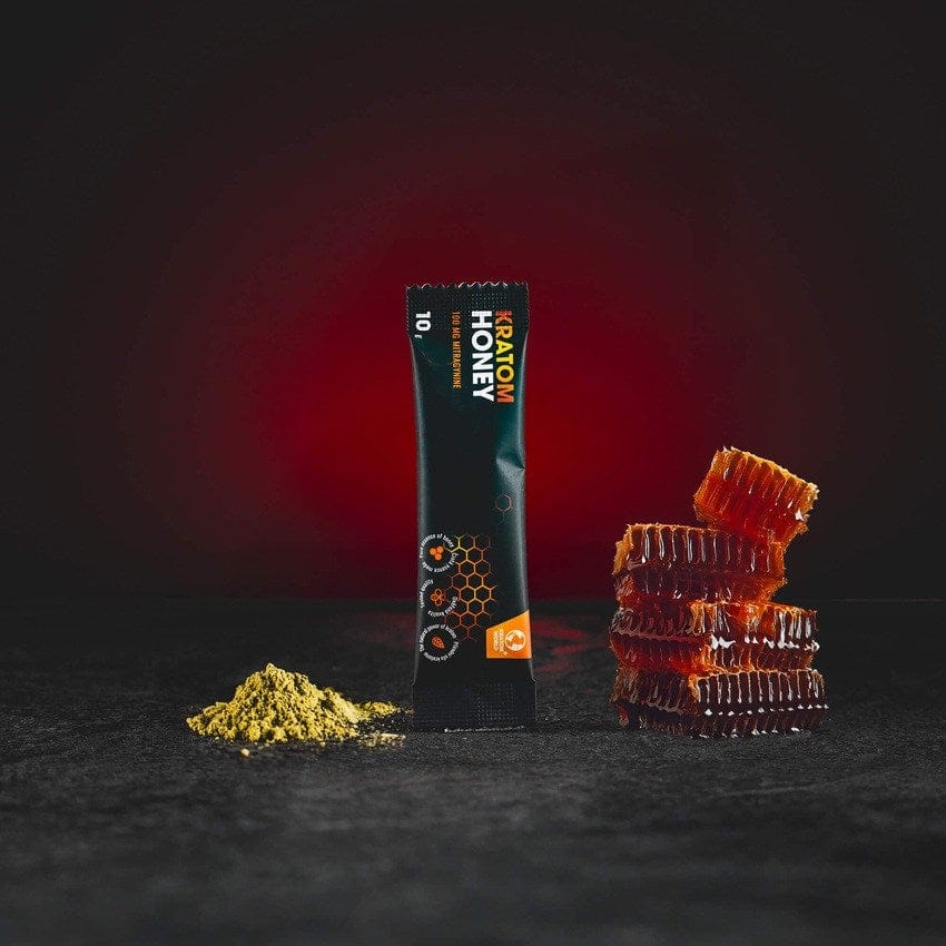 kratom world mitragynine extrakt extract honey méz kratomworld eladás Kratom Extract Honey 100 mg 10 g tasakban – gyűjtői termék, amely cseh mézet és standardizált kratomkivonatot egyesít 100 mg mitragyninnel; prémium csomagolásban, gyűjtéshez vagy tanulmányi és aromatikus célokra.